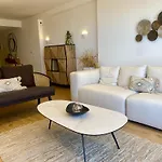 Marbella Modern Flat With Sea Views
