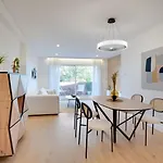 Marbella Modern Flat With Sea Views